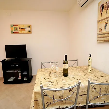 Mima Apartament *