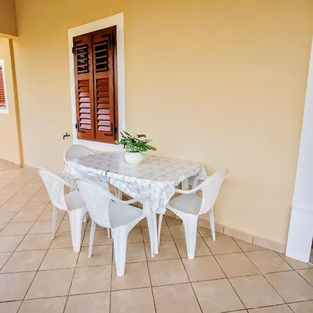 Mima Apartament Zambratija (Istria)